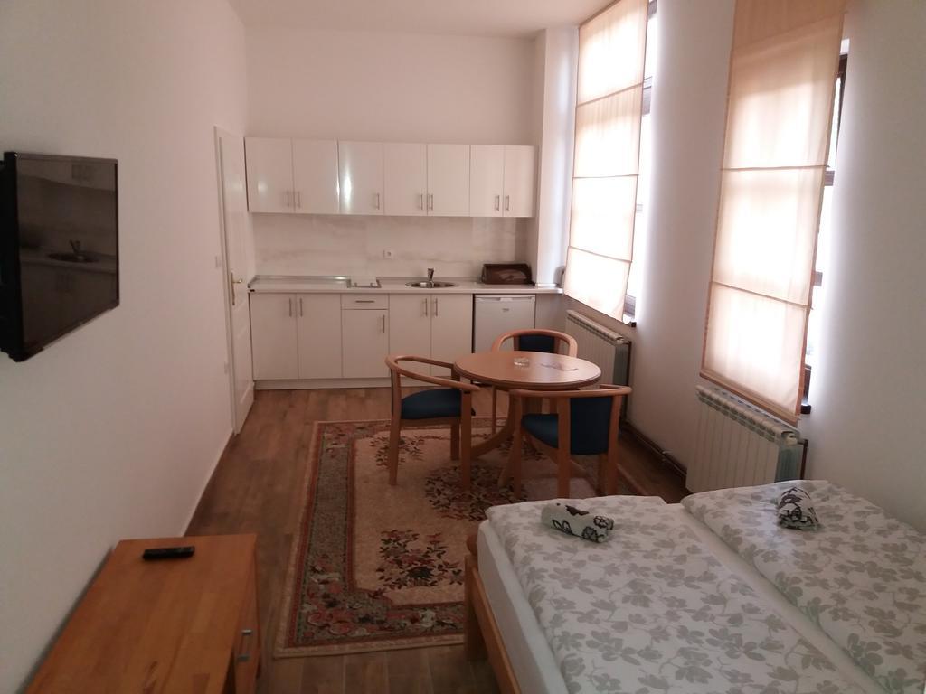 Apartments Ferhadija Banja Luka Bagian luar foto
